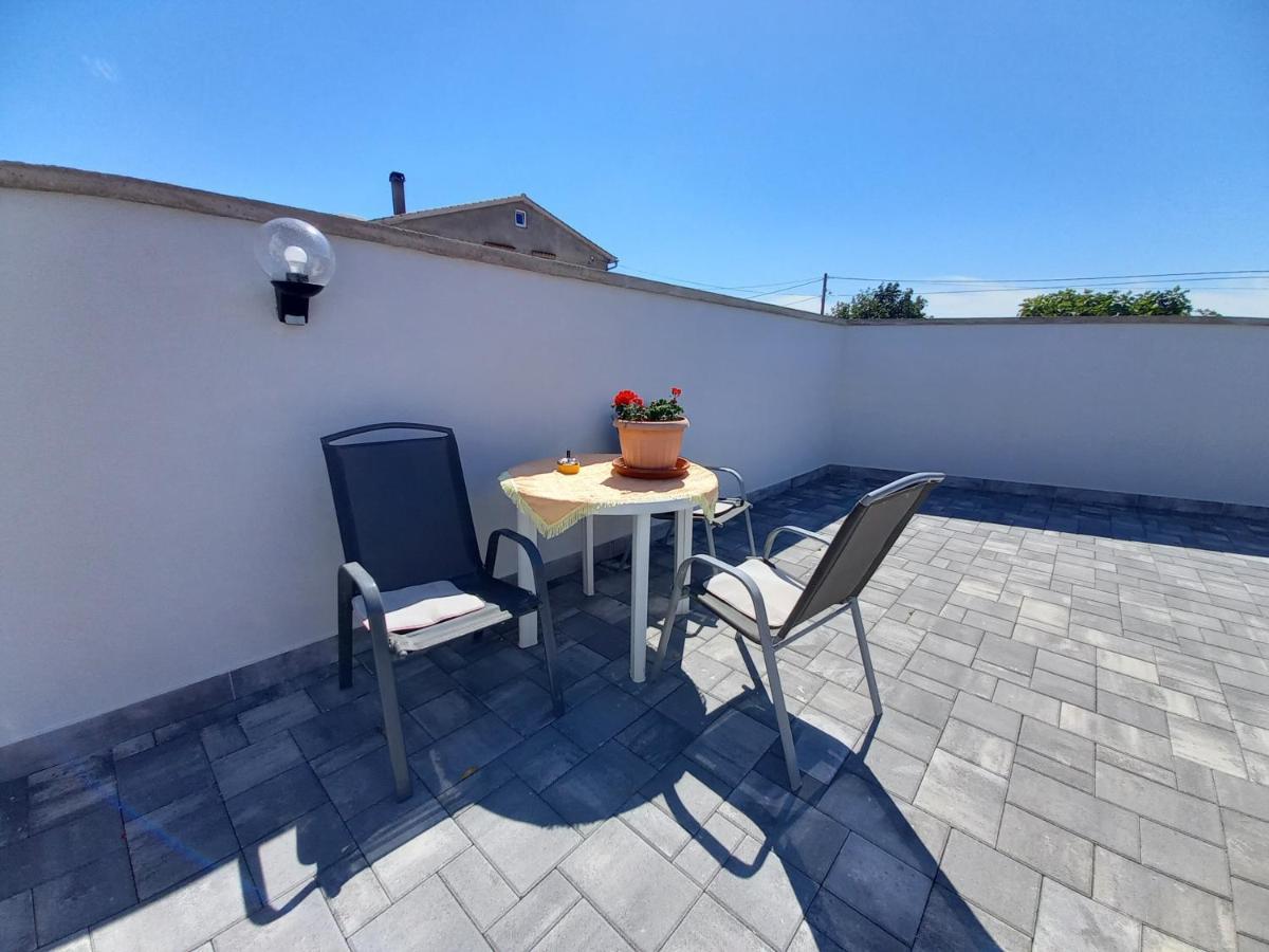 Apartment & Studio Vrdoljak Sveti Anton  Экстерьер фото