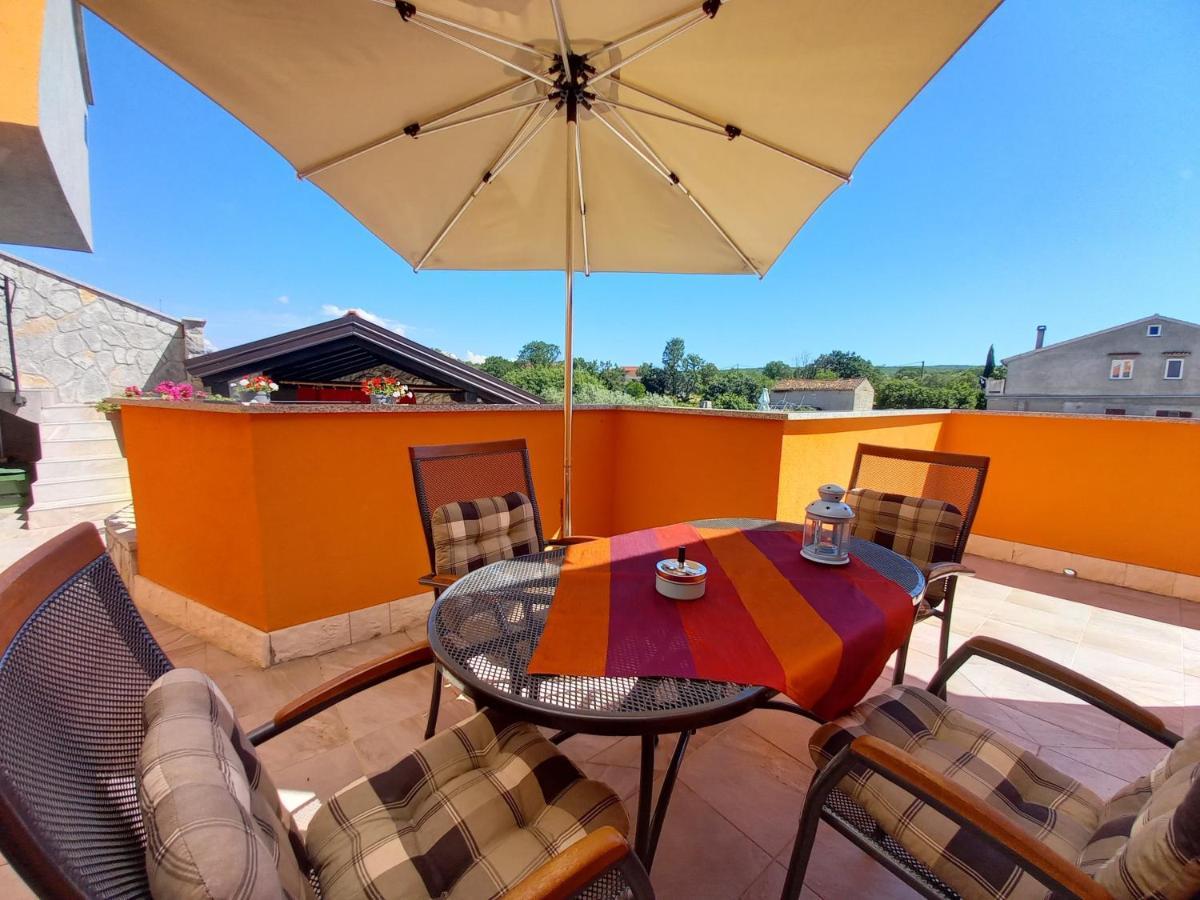 Apartment & Studio Vrdoljak Sveti Anton  Экстерьер фото
