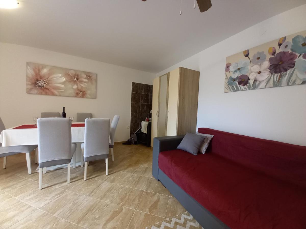 Apartment & Studio Vrdoljak Sveti Anton  Экстерьер фото