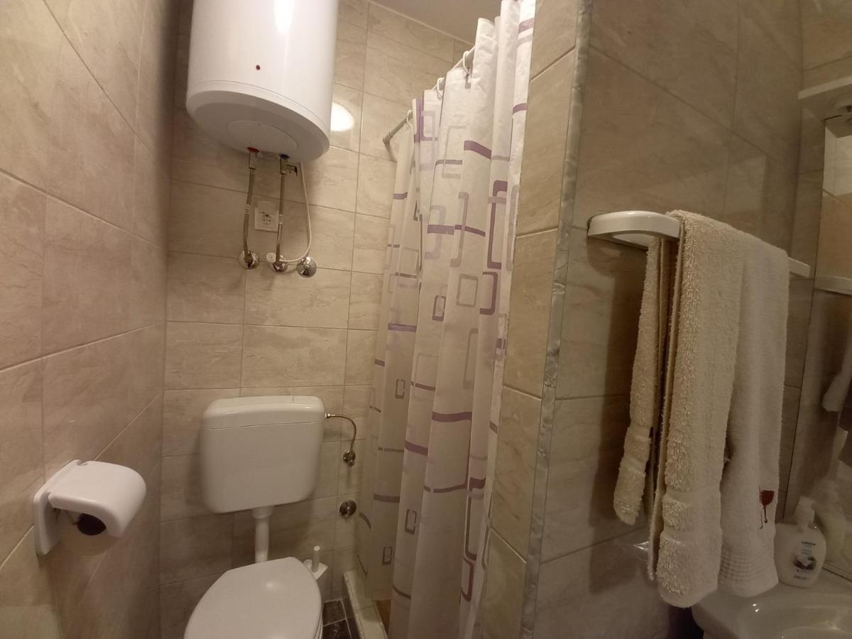Apartment & Studio Vrdoljak Sveti Anton  Экстерьер фото