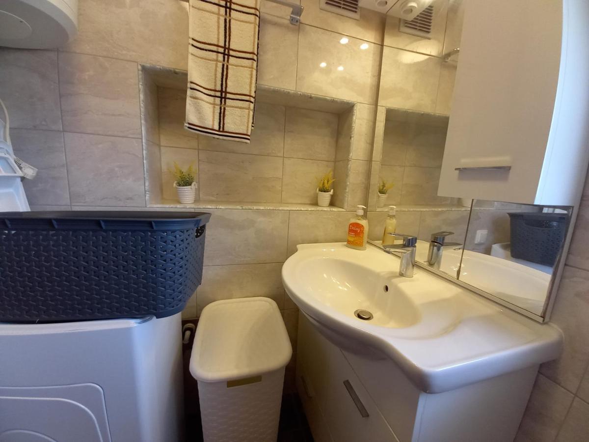 Apartment & Studio Vrdoljak Sveti Anton  Экстерьер фото