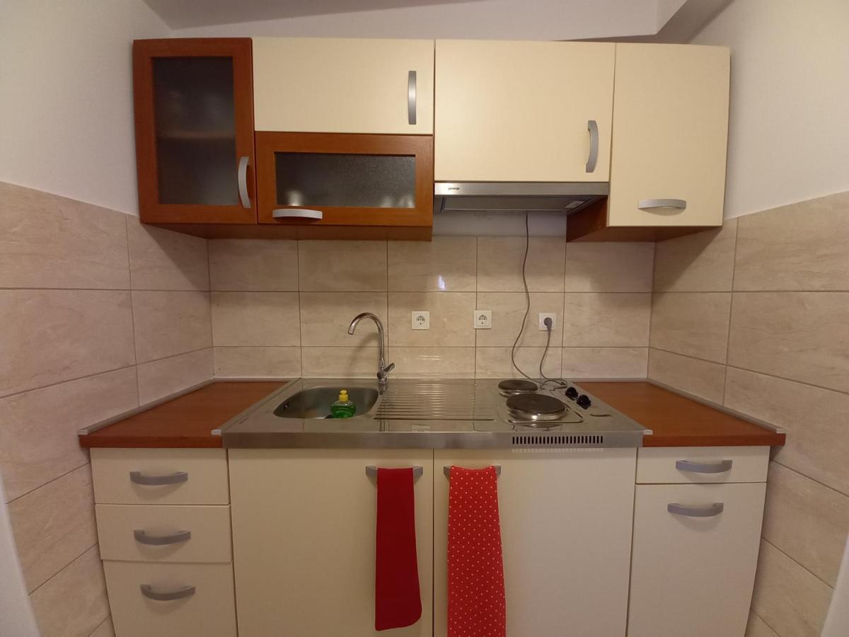 Apartment & Studio Vrdoljak Sveti Anton  Экстерьер фото